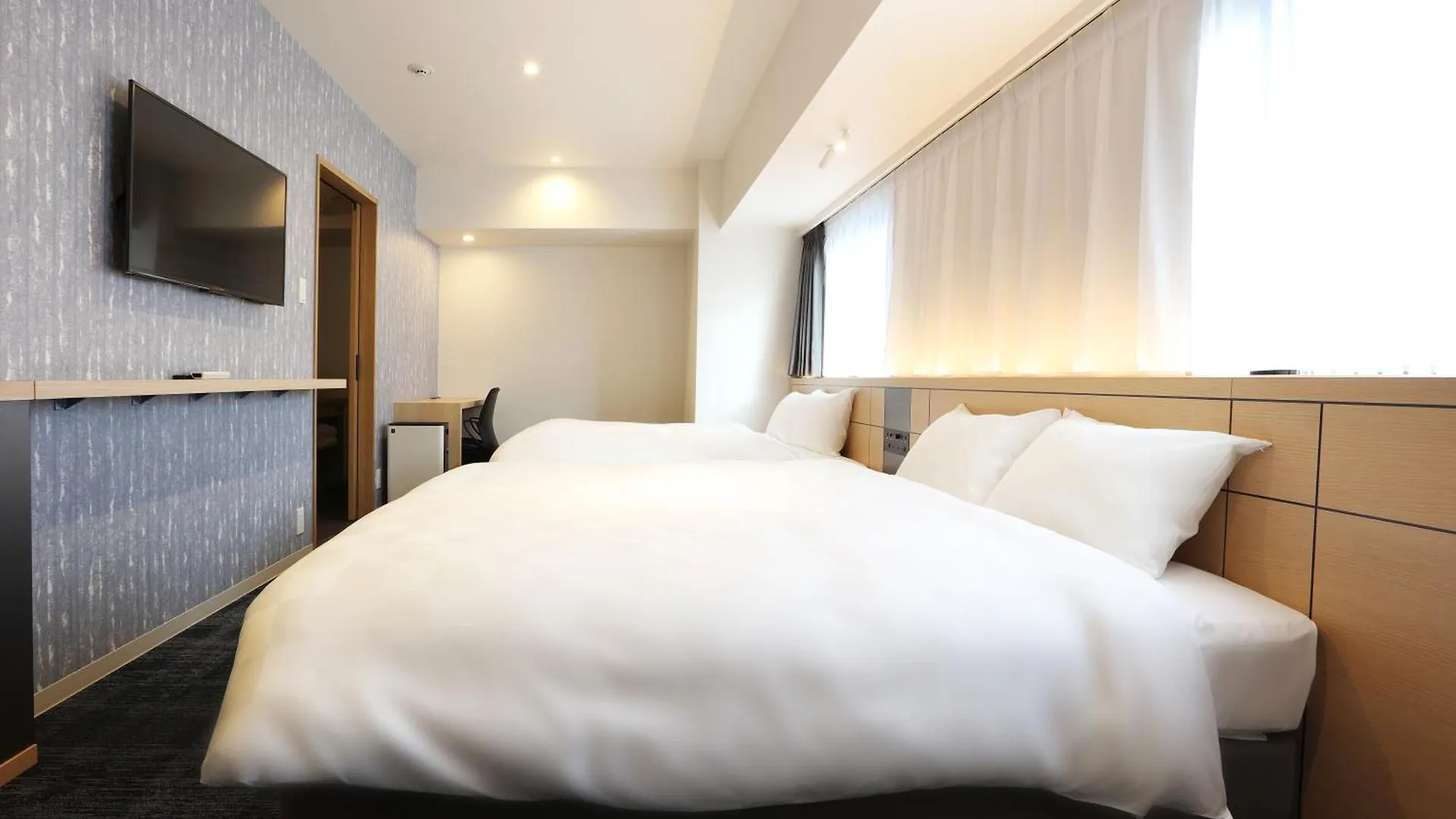 Henn Na Hotel Express Nagoya Fushimi Ekimae 3*,